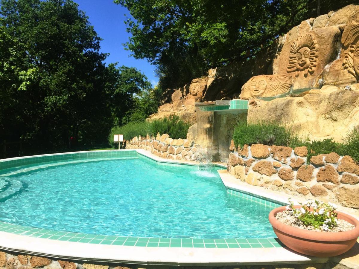 Isa - Residence With Swimming Pool In Sorano, Apartments With Air Conditioning And Private Outdoor Area Exterior foto